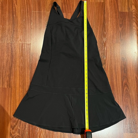 Lululemon Women Tennis Built-In Cross Strap Bra Stretch Dress Size 6 Athleisure - Picture 6 of 7